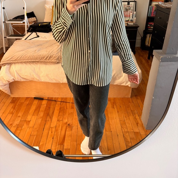 H&M striped shirt - Picture 2 of 2